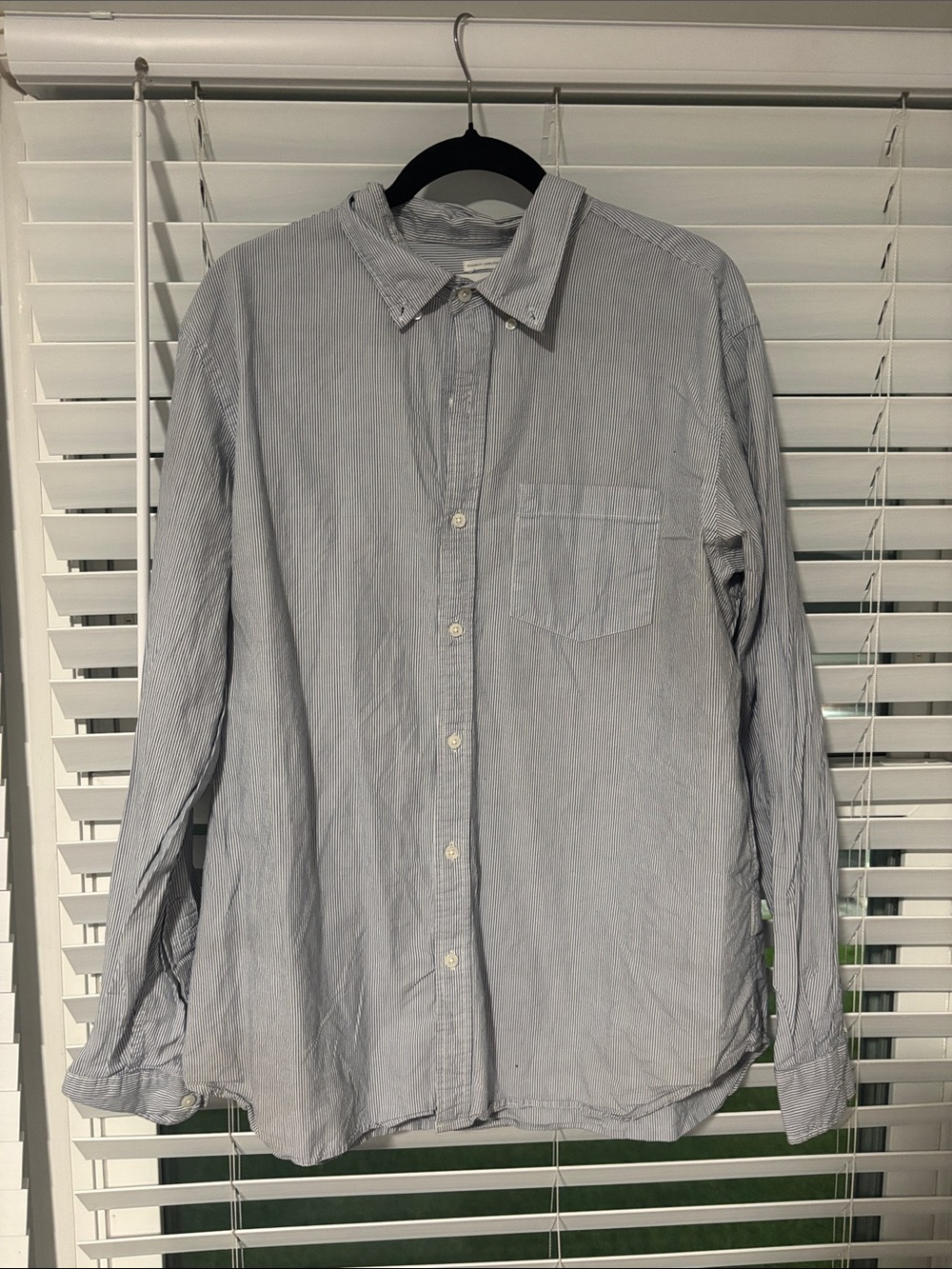 Old Navy Men's Light Blue Striped Button-Down Shirt